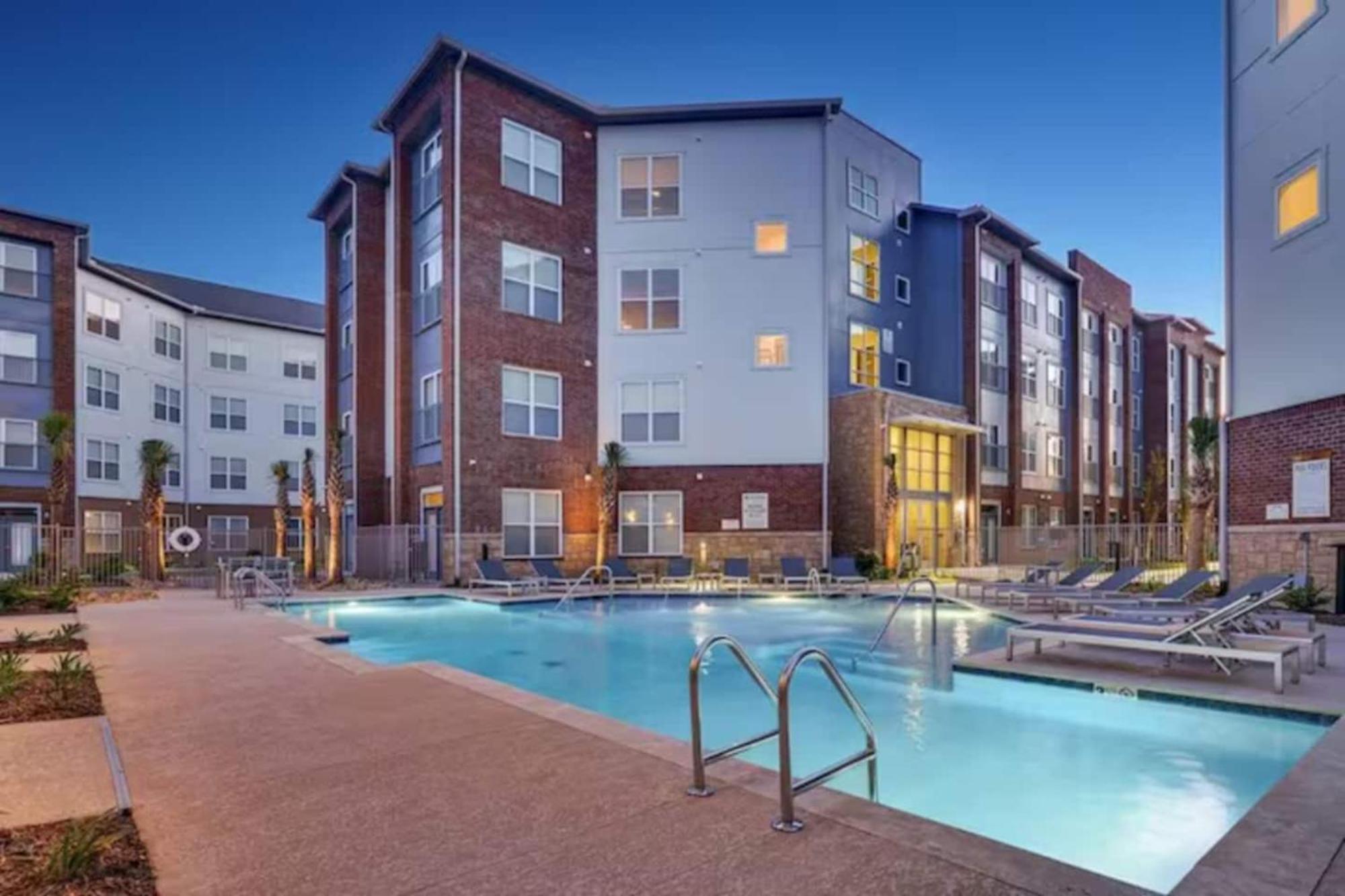 #2107 - 2 Bedroom, Lsu Stadium, Sleeps 6 Μπατόν Ρουζ Εξωτερικό φωτογραφία